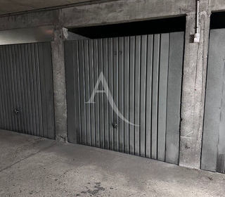  Parking / Garage � vendre 12 m�