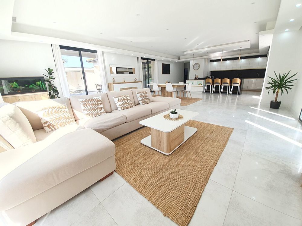 � vendre  Maison Mont�limar (26200)