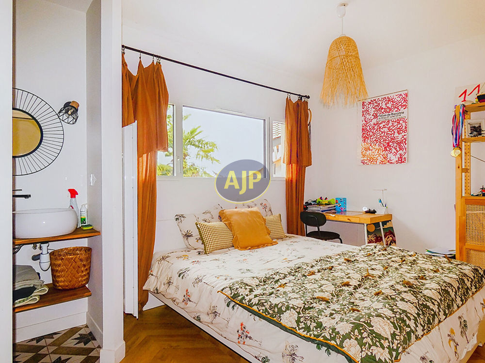 � vendre  Maison Bayonne (64100)