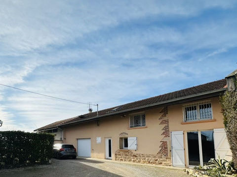   Maison r�nov�e 150 m�, 3 chambres, D�pendance, Garage, Terrain 840 m�, Proche Vonnas Maison - 6 pi�ce(s) - 127 m�