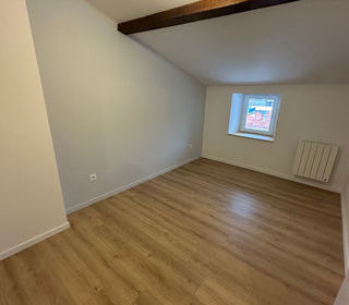  Appartement � louer 4 pi�ces 80 m�