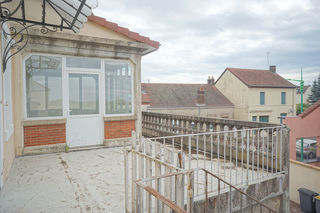  Immeuble � vendre 7 pi�ces 257 m�