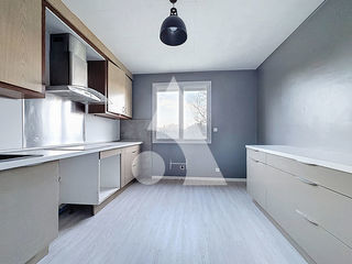  Immeuble � vendre 8 pi�ces 180 m�