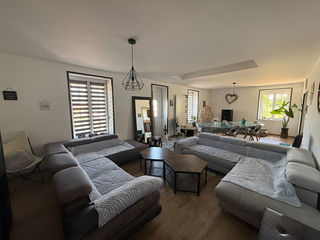  Maison � vendre 8 pi�ces 200 m�