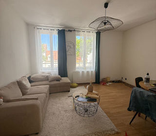  Immeuble � vendre 15 + pi�ces 253 m�