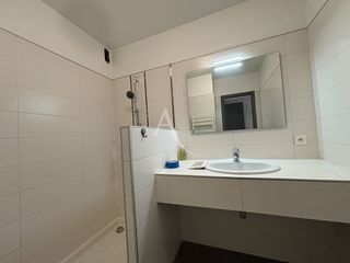  Appartement � louer 4 pi�ces 84 m� Nice