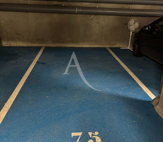  Parking / Garage � louer 10 m�