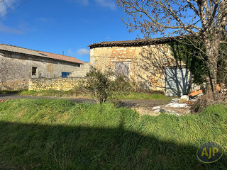  Remise / Grange � vendre 1 pi�ce 50 m�