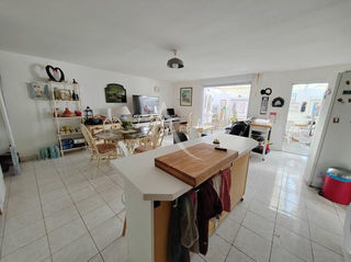  Immeuble � vendre 7 pi�ces 160 m�