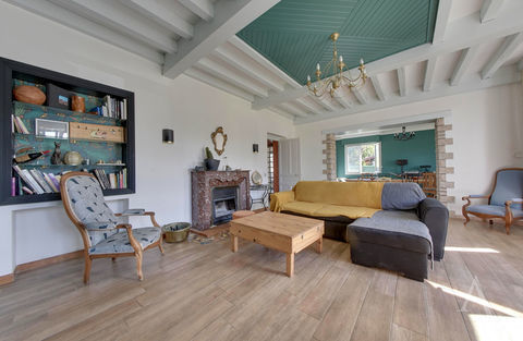   MAGESCQ ? Maison de caract�re 257 m� ? Terrain 1 565 m� Maison - 6 pi�ce(s) - 257 m�