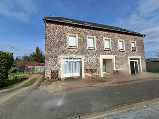  Immeuble � vendre 15 + pi�ces 300 m�