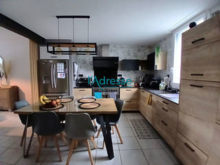  Maison � vendre 8 pi�ces 225 m�