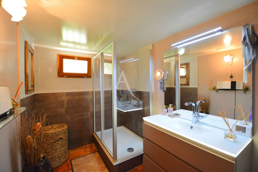 � vendre  Maison Villejuif (94800)