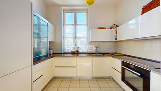  Maison � vendre 7 pi�ces 255 m�