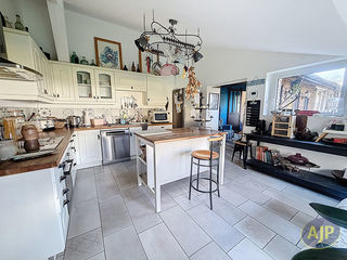  Maison � vendre 8 pi�ces 175 m�