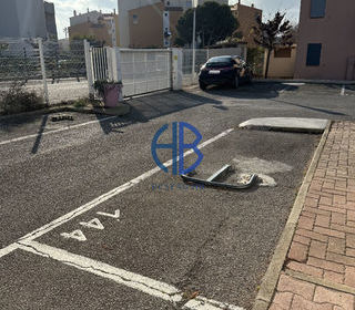  Parking / Garage � vendre 