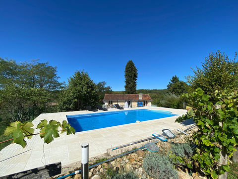   Maison St Pierre De Cole 5 pi�ce(s) 170 m2 Piscine Maison - 5 pi�ce(s) - 170 m�