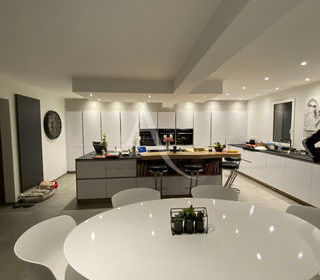  Maison � vendre 8 pi�ces 180 m�