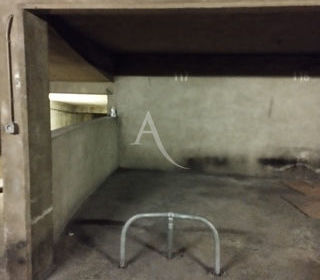  Parking / Garage � vendre 