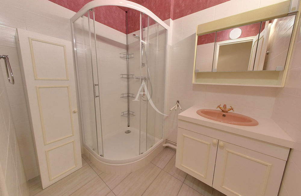 � vendre  Appartement Paris 11