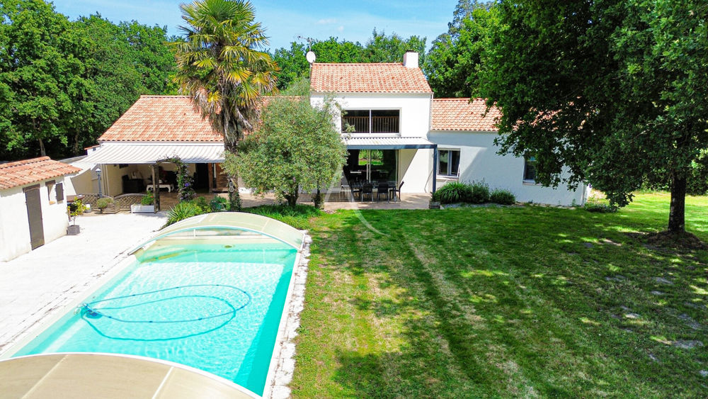 � vendre  Maison Le Fenouiller (85800)