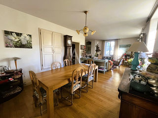  Villa � vendre 15 + pi�ces 398 m�