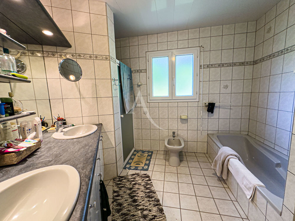 � vendre  Maison Le Fenouiller (85800)