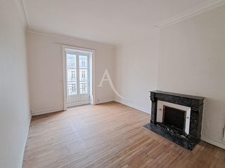  Appartement � louer 4 pi�ces 106 m� Nantes
