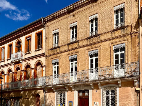 LOCAL 775 31600 Muret