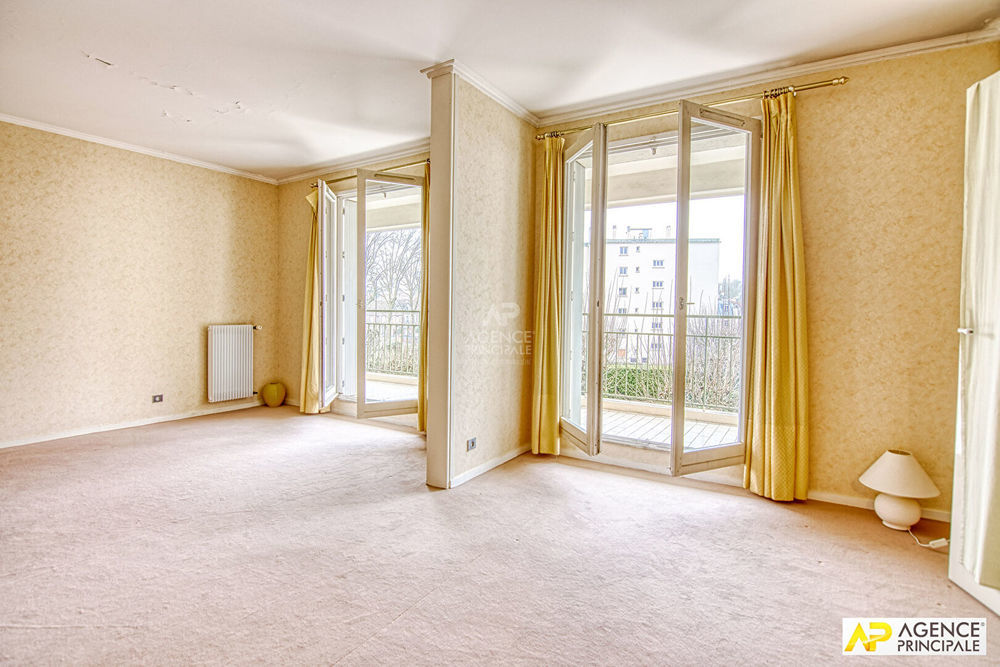 � vendre  Appartement Versailles (78000)