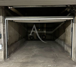 Parking / Garage � louer 20 m�