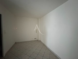  Immeuble � vendre 11 pi�ces 295 m�