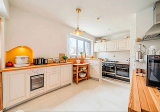  Maison � vendre 8 pi�ces 236 m�