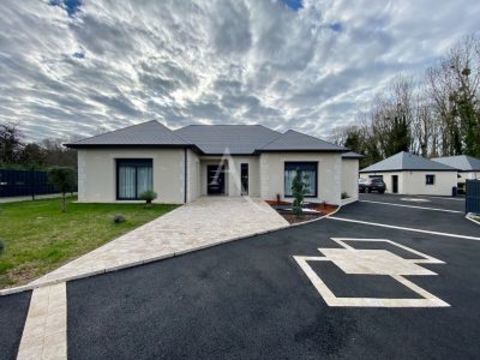   Maison contemporaine proche des commodit�s Maison - 4 pi�ce(s) - 121 m�