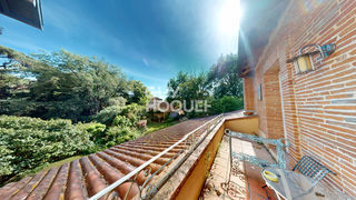  Maison � vendre 9 pi�ces 360 m�