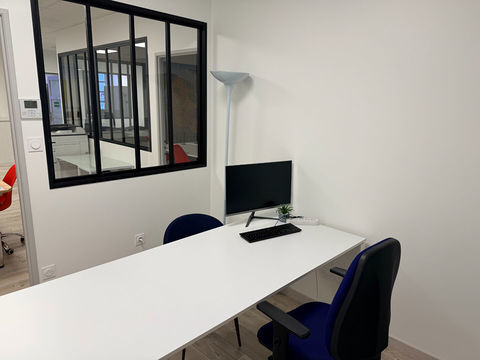 Bureaux &agrave; louer de 7,50 m&sup2; en centre-ville de Chalon-sur-Sa&ocirc;ne 250 71100 Chalon sur saone