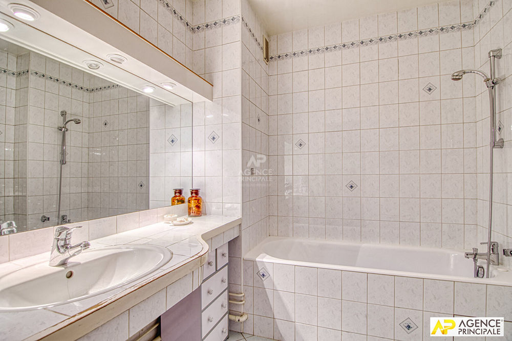 � vendre  Appartement Versailles (78000)