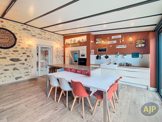  Maison � vendre 12 pi�ces 231 m�