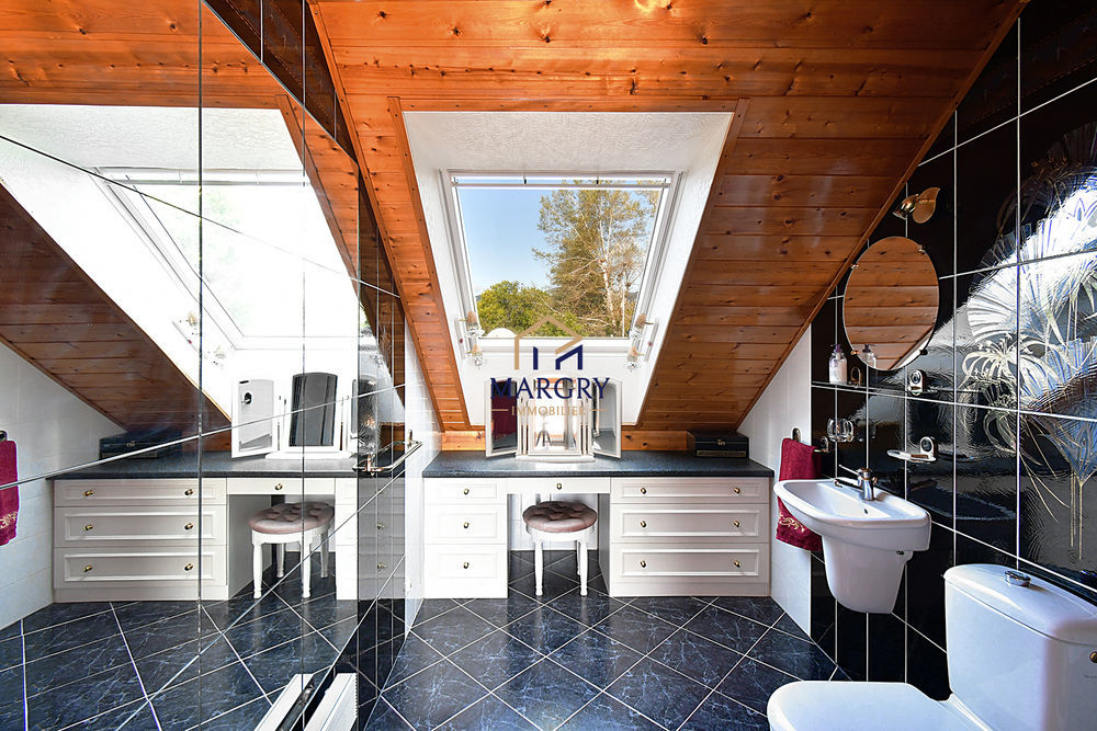 � vendre  Maison Sauverny (01220)