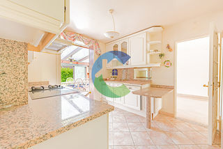  Maison � vendre 8 pi�ces 215 m�