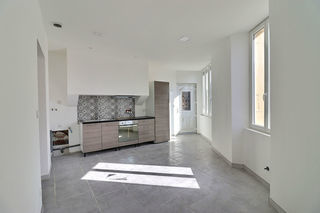  Immeuble � vendre 7 pi�ces 154 m�