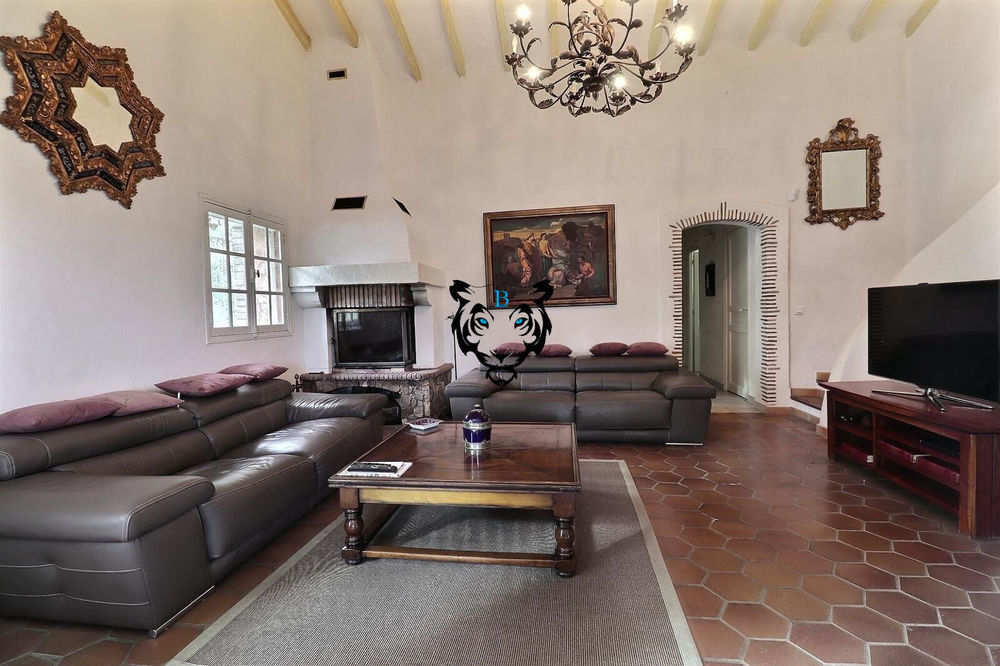 � vendre  Maison Roquebrune-sur-Argens (83520)