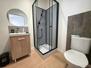  Immeuble � vendre 15 + pi�ces 330 m�