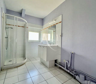  Appartement � louer 3 pi�ces 87 m�