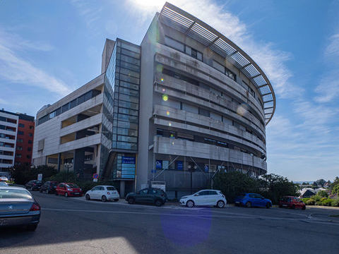 Rentabilit&eacute; 11,6 % - Locaux d'activit&eacute; &agrave; Montbeliard 220 m2 289000 25200 Montbeliard