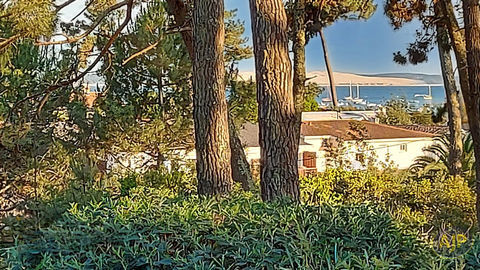   Villa exceptionnelle au village Le Canon Maison - 5 pi�ce(s) - 113 m�