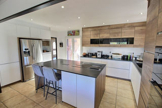  Maison � vendre 6 pi�ces 260 m�