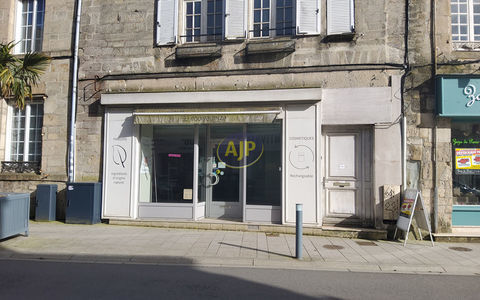 LOCATION - Local commercial 700 56300 Pontivy