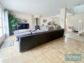  Maison � vendre 9 pi�ces 165 m�