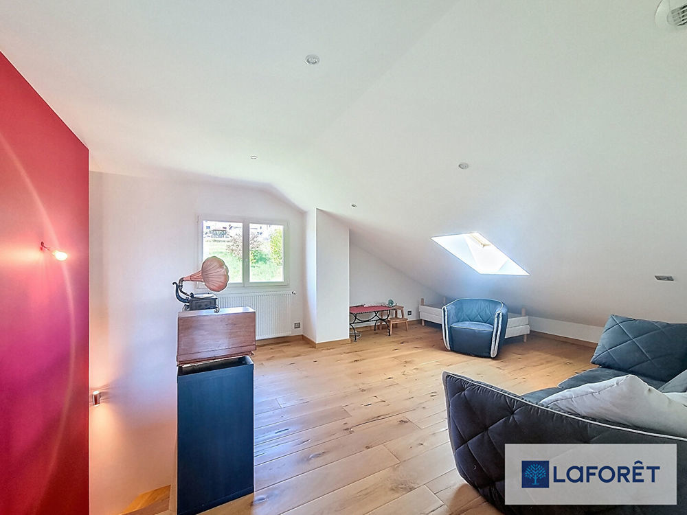 � vendre  Maison Challex (01630)